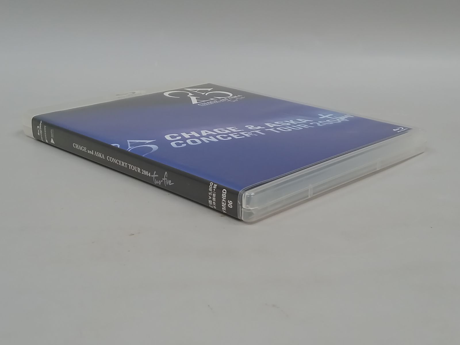 CHAGE and ASKA CONCERT TOUR 2004 two-five Blu-ray チャゲアス