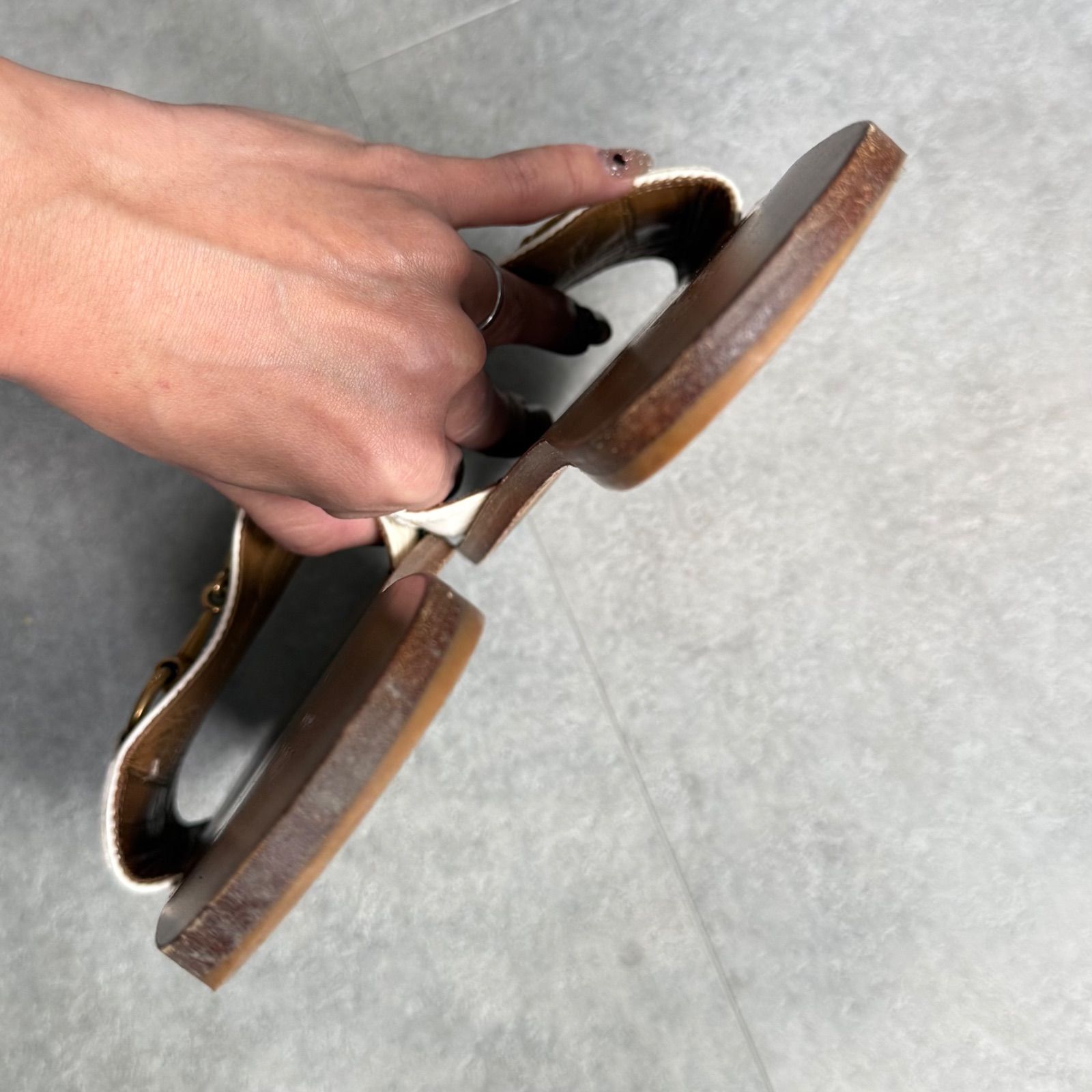 GUCCI グッチ ホースビット フリンジサンダル レザー 白 ゴールド金具