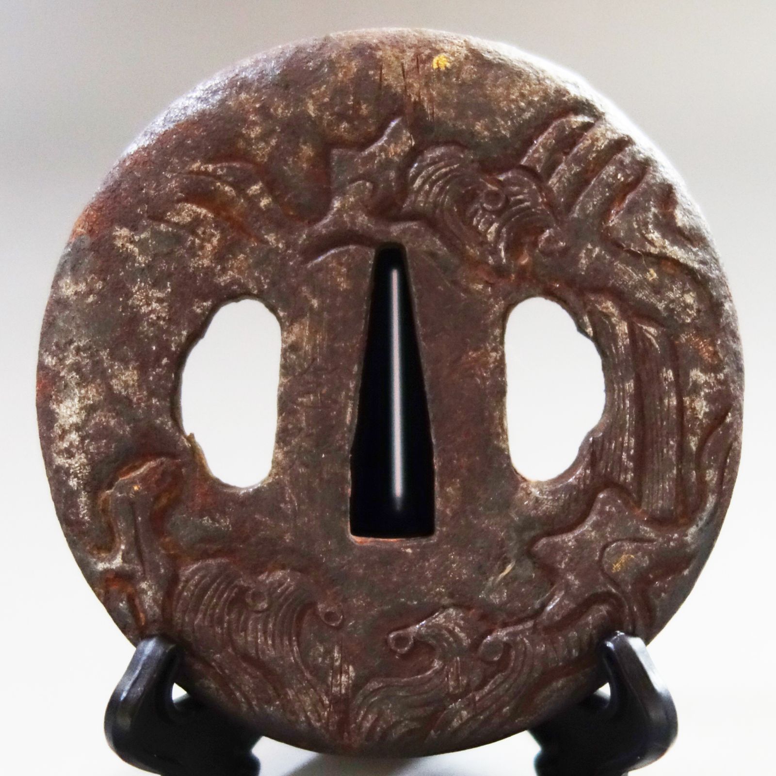 鍔 【 在銘 鉄地 荒波図鍔 】 日本刀 刀装具 鐔 骨董 古美術