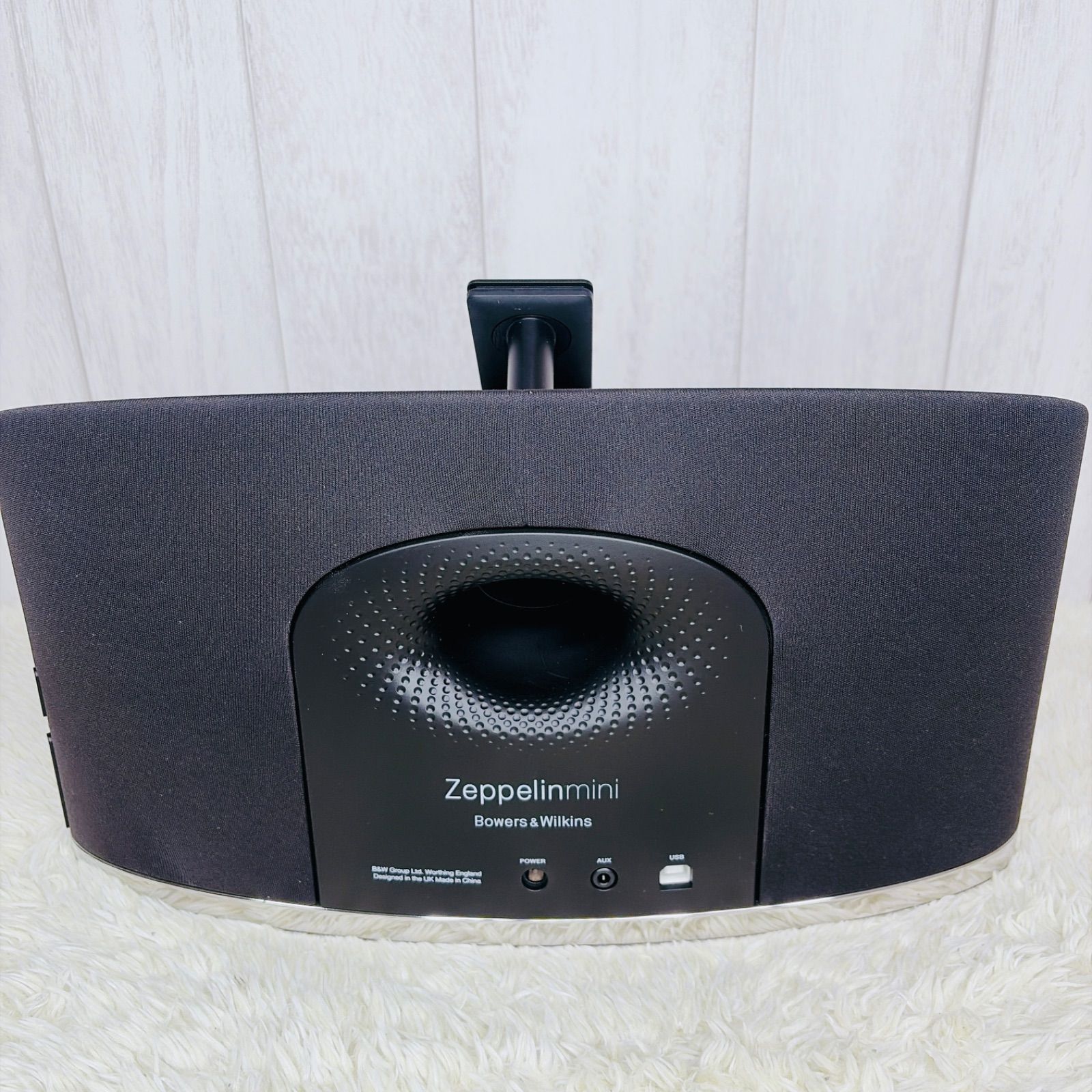 B&W Zeppelin Mini ツェッペリンミニ 美品 極美品】B&W Zeppelin Mini バウワースアンドウィルキンス