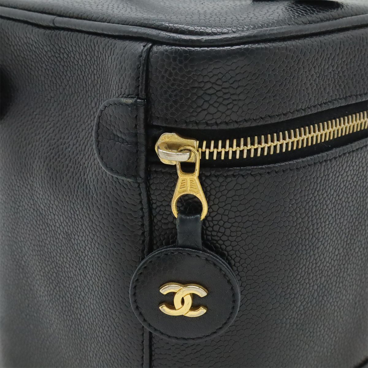 難ありシャネル☆ココマーク バニティ　キャビアスキン ハンドバッグ ポーチ 楽天市場】CHANEL シャネル ココマーク キャビアスキン バニティバッグ