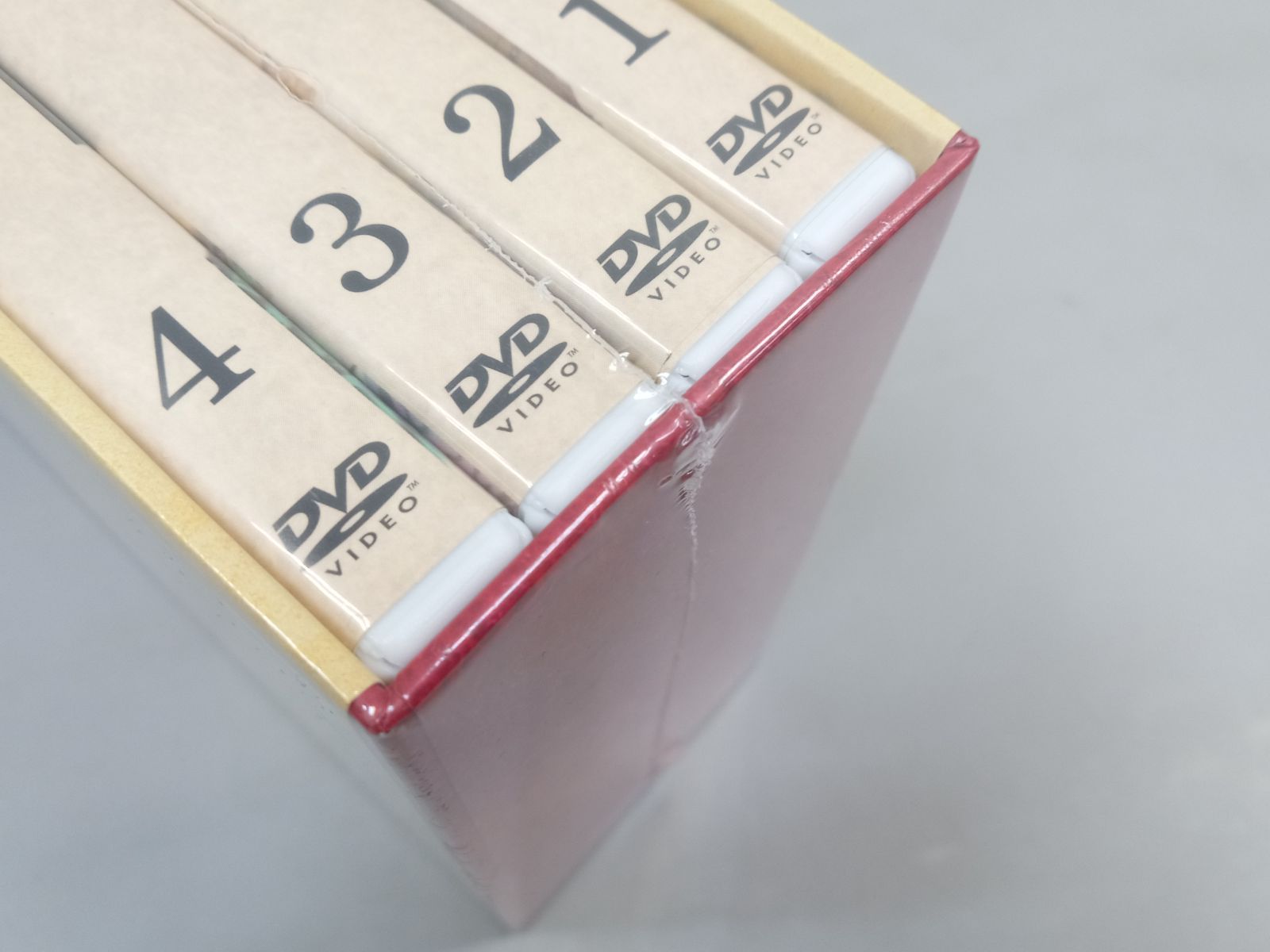 【未使用品】天皇の料理番 DVD-BOX〈8枚組〉　お皿のおまけ付き 未使用品】天皇の料理番 DVD-BOX〈8枚組〉 お皿のおまけ付き 未使用品