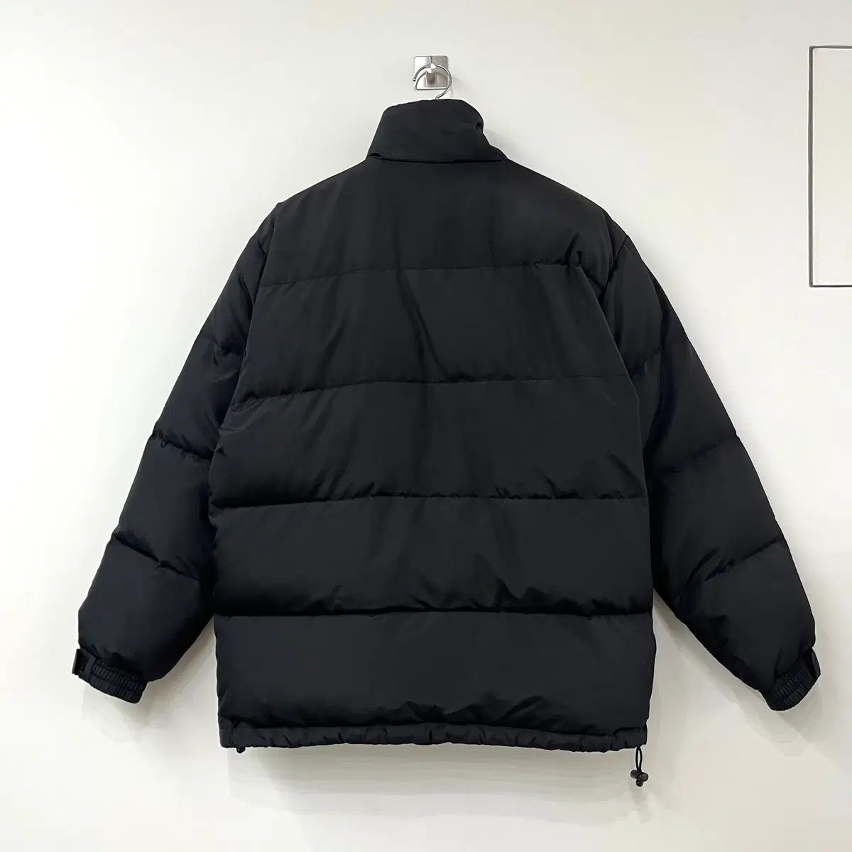 00s NIKE ナイキ ダウンジャケット ブラック M スウッシュ NIKE - ナイキ ダウンジャケット デカロゴ 刺繍ロゴ スウッシュ 00s