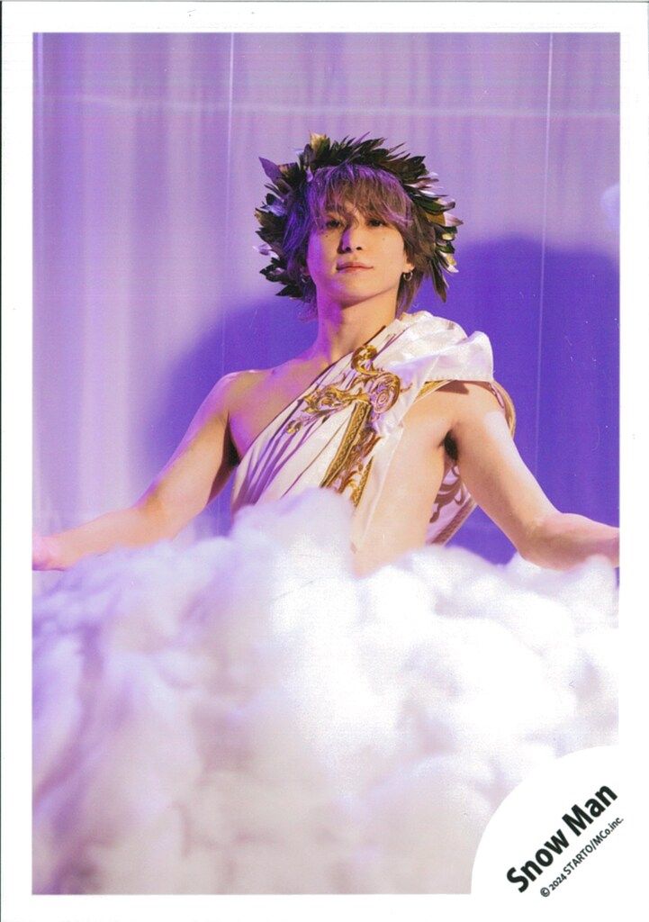 SnowMan RAYS MVオフショット 佐久間大介 公式写真*1枚 - メルカリ