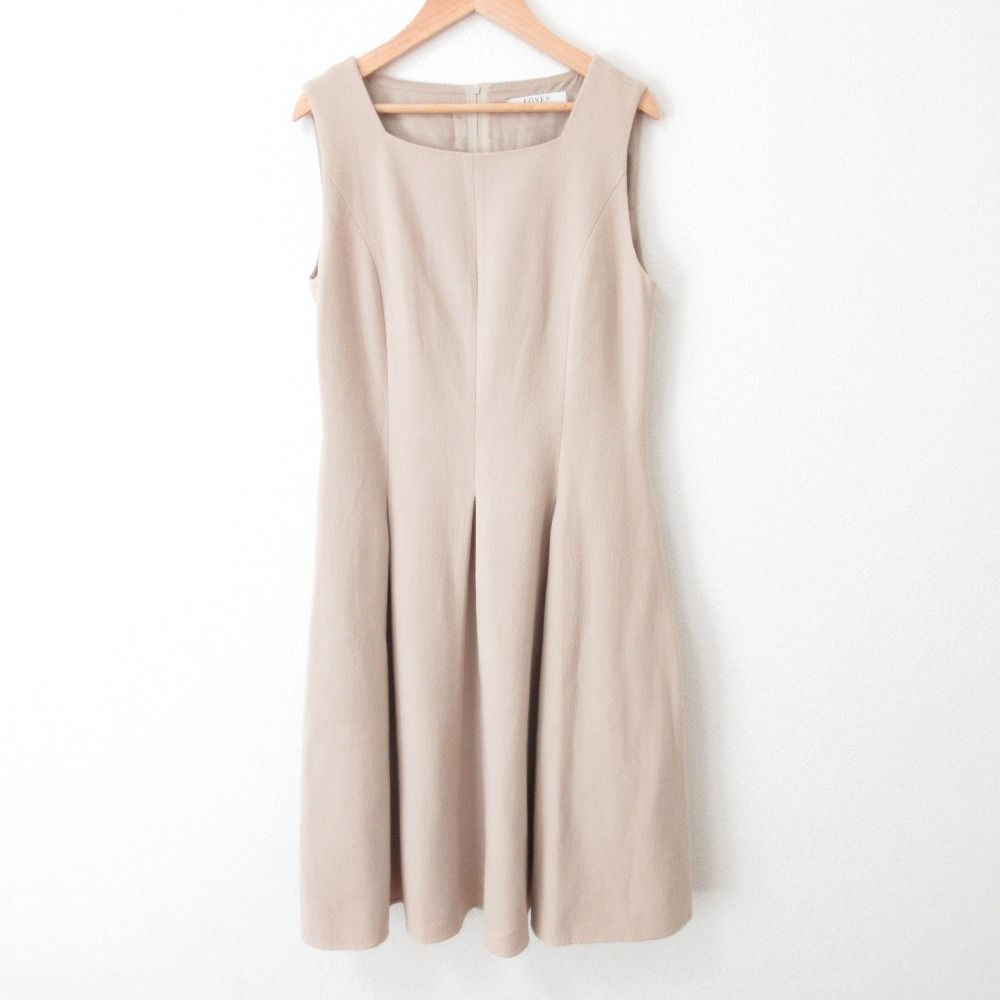 美品 FOXEY フォクシー Champagne シャンパーニュ ノースリーブ フレア  