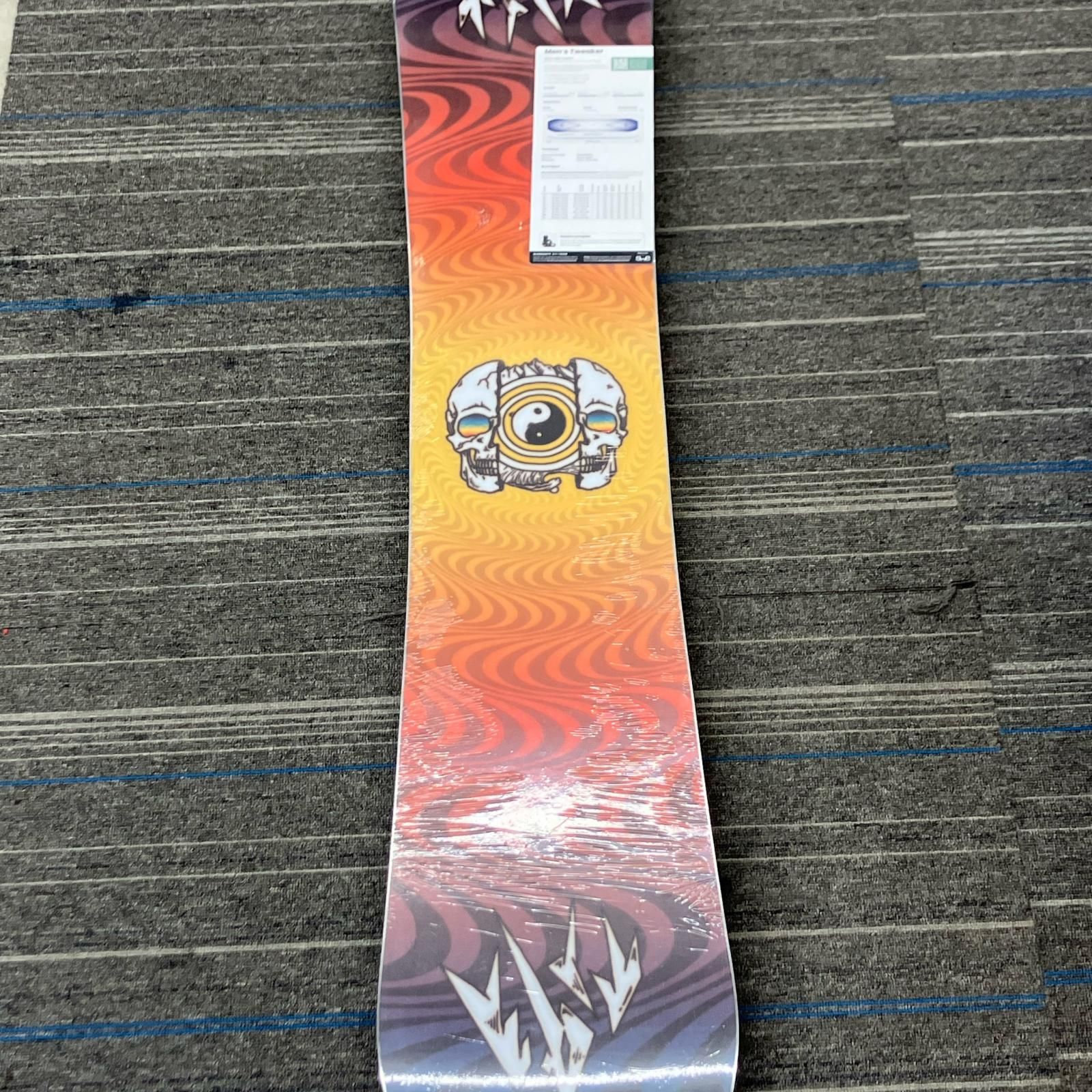 JONES スノーボード JONES Tweaker 154cm - メルカリ