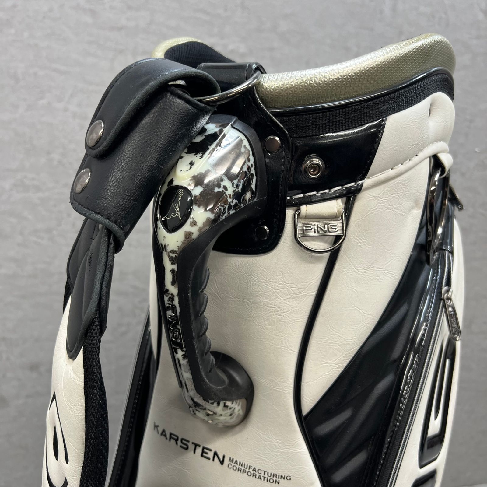 合成皮革 ホワイト