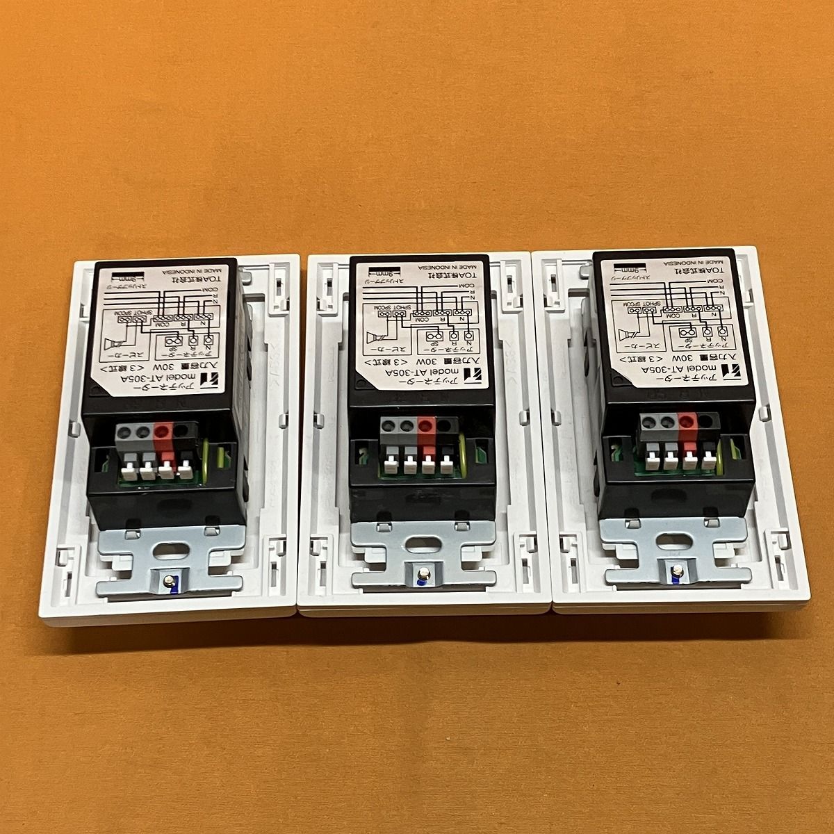 トランス式アッテネータ セット TOA AT 305 A