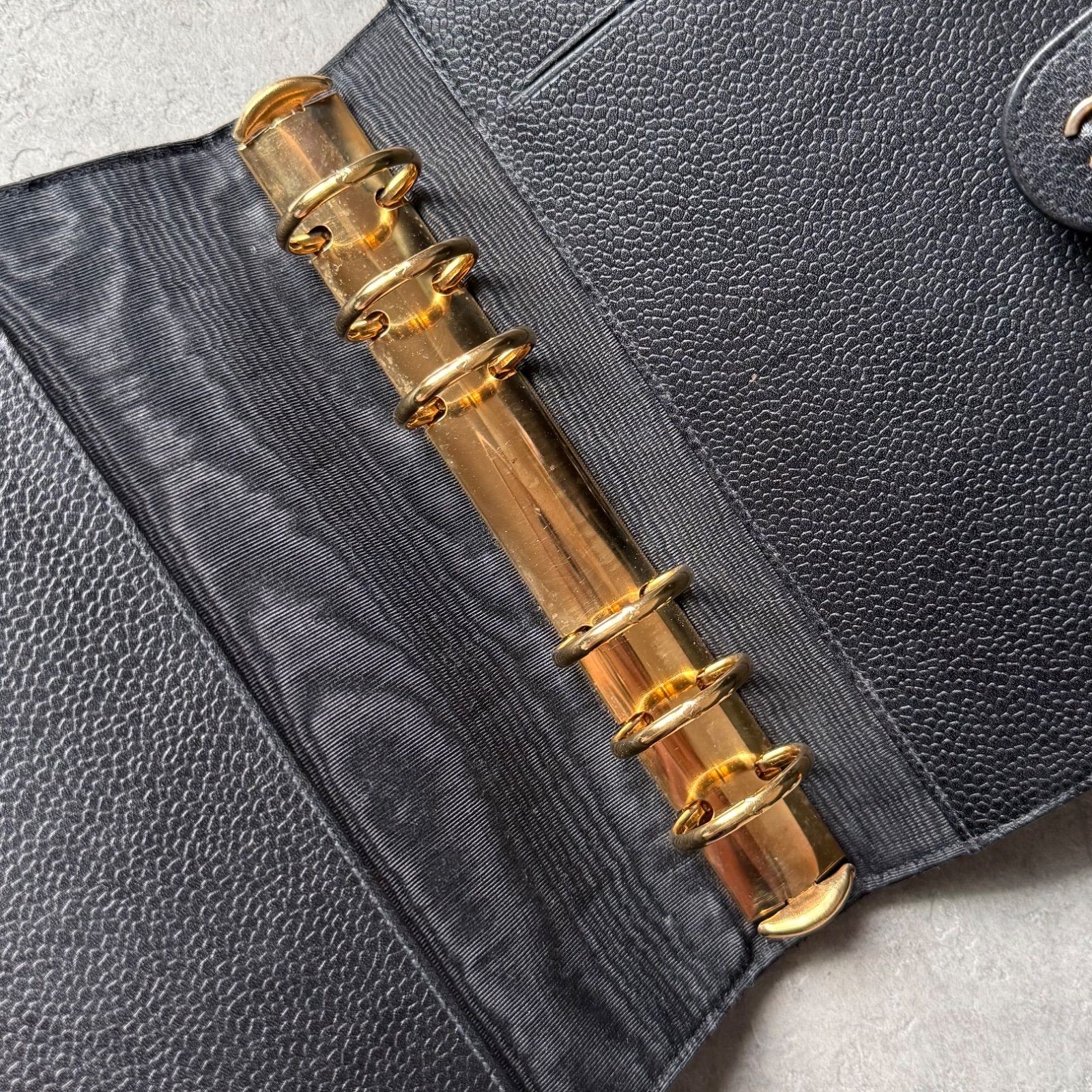 希少 CHANEL シャネル ココマーク ビコローレ マトラッセ キャビア