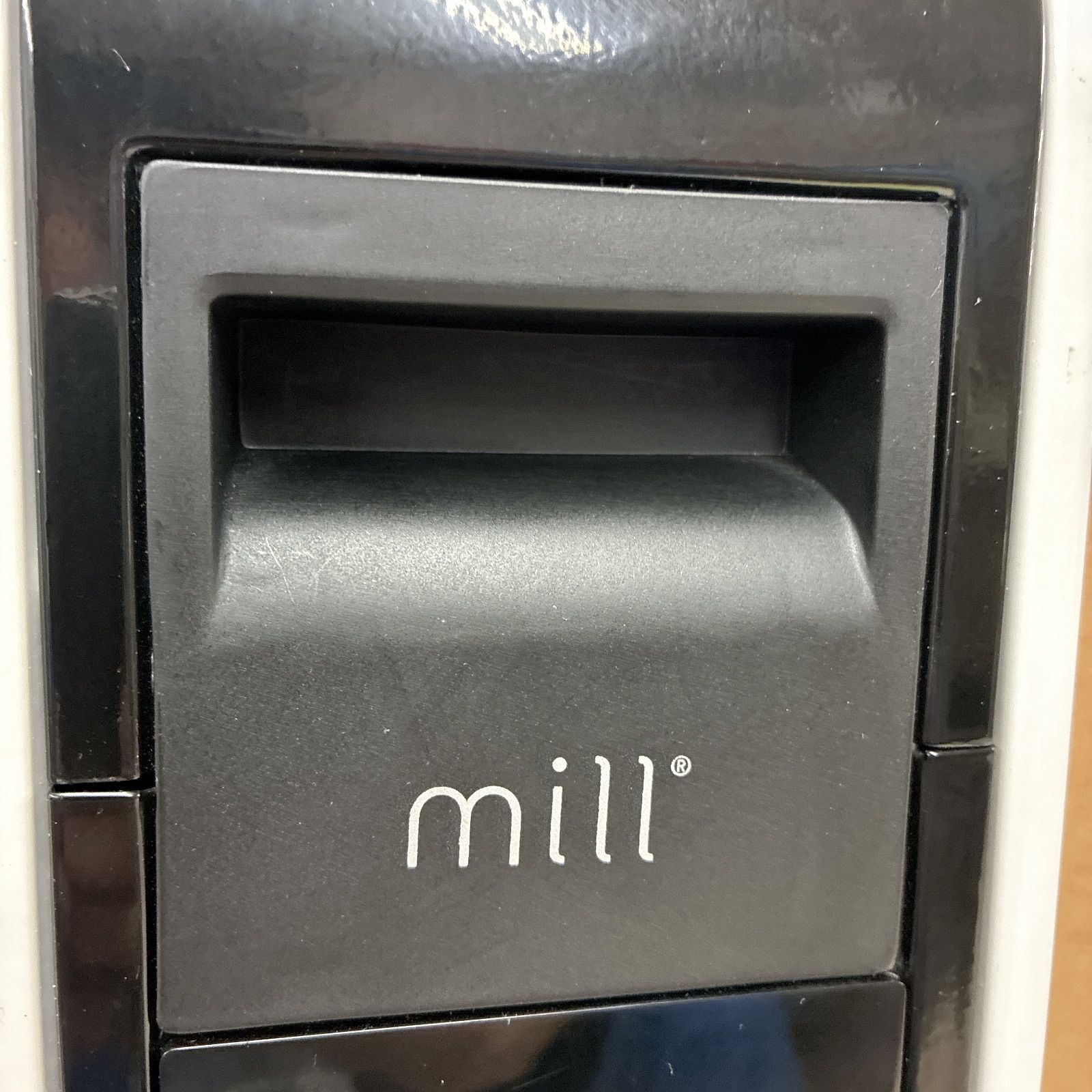 S365 ⭐ 綺麗 mill ❘ ミル オイルヒーター AB-H1000DN ⭐動作確認済⭐クリーニング済 S365 ⭐ 綺麗 mill ❘ ミル オイルヒーター AB-H1000DN ⭐動作確認済