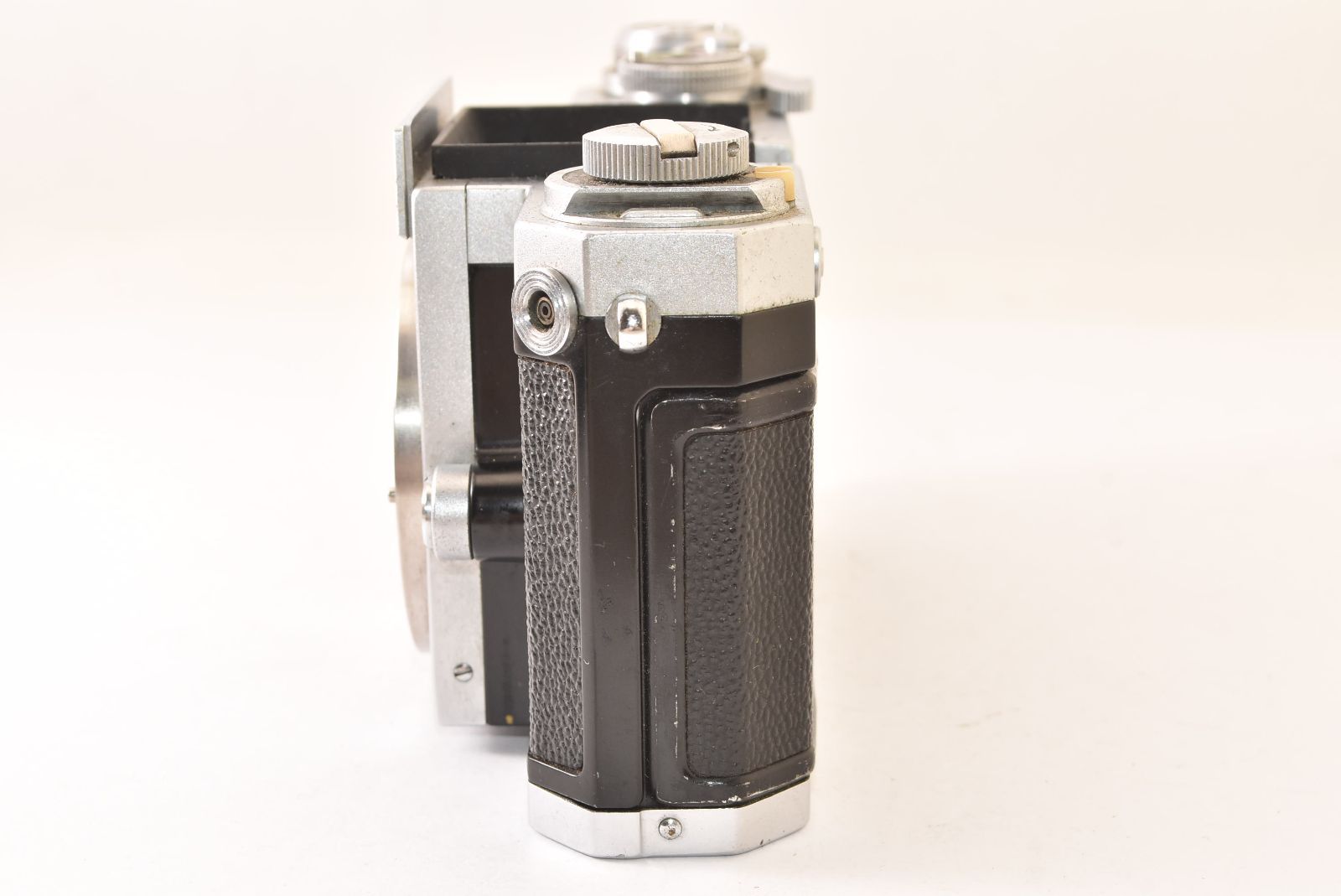 ☆ジャンク品☆ Nikon ニコン F ボディ シルバー ファインダーなし