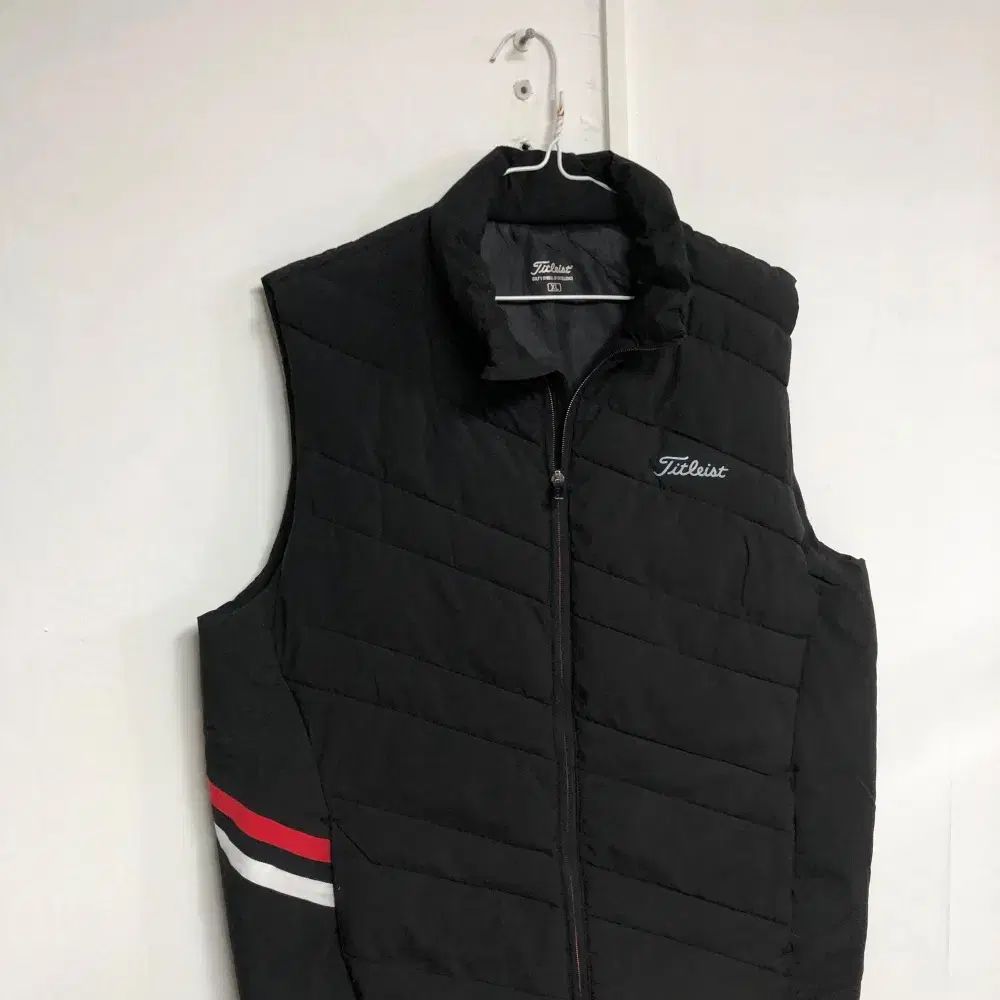 Titleist ブラック ジャケット　LLサイズ　インナーダウンベスト付き 楽天市場】タイトリスト（ブランドタイトリスト）（ジャケット｜メンズ