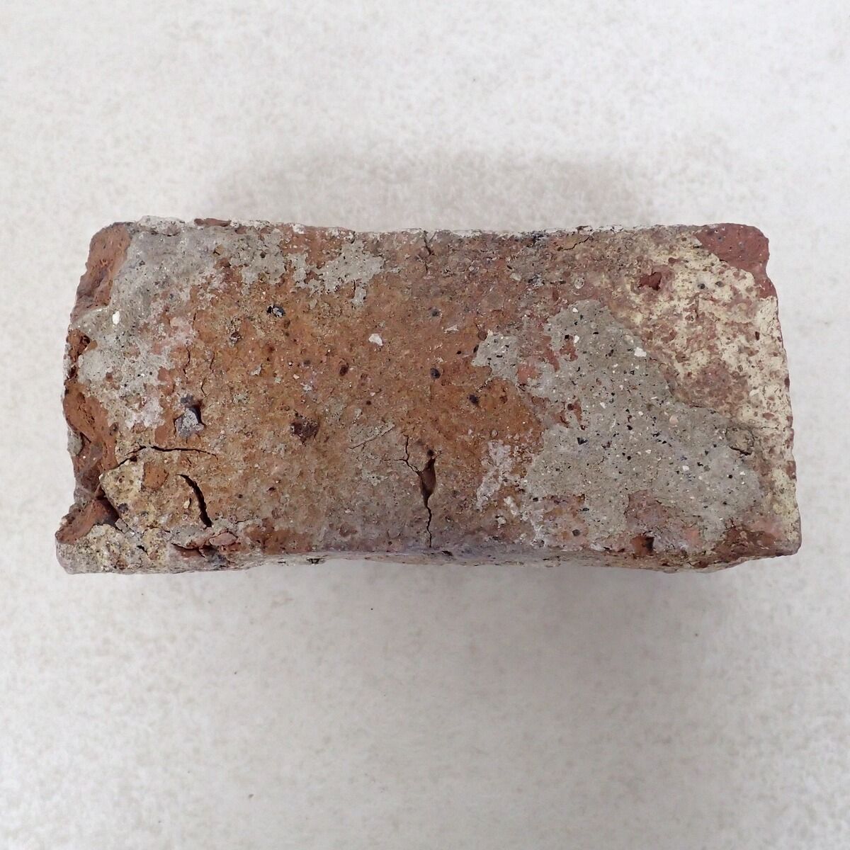 ビートルズ キャヴァーンクラブ ライブハウス 解体レンガ 1 5000 IN