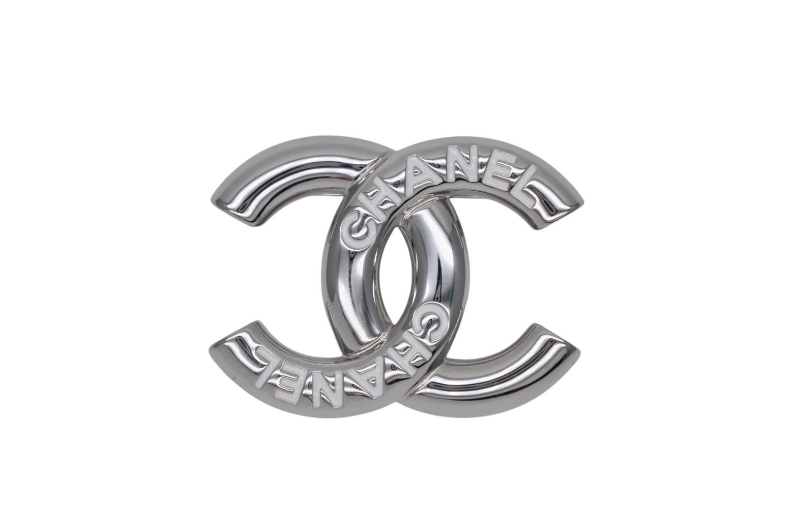 CHANEL シルバー CCロゴ ブローチ パールとビジューのCCロゴ☆CHANEL シルバー ブローチ (CHANEL