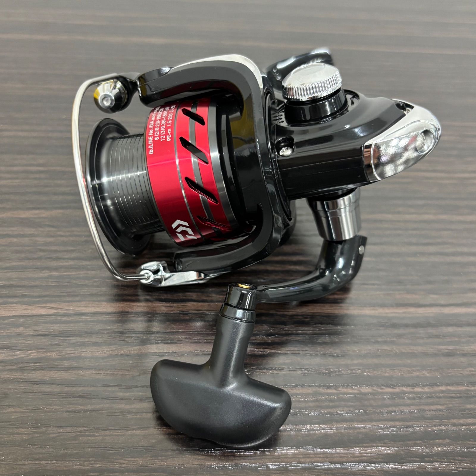 美品】ダイワ スピニングリール スウィープファイヤー2B CS 2500