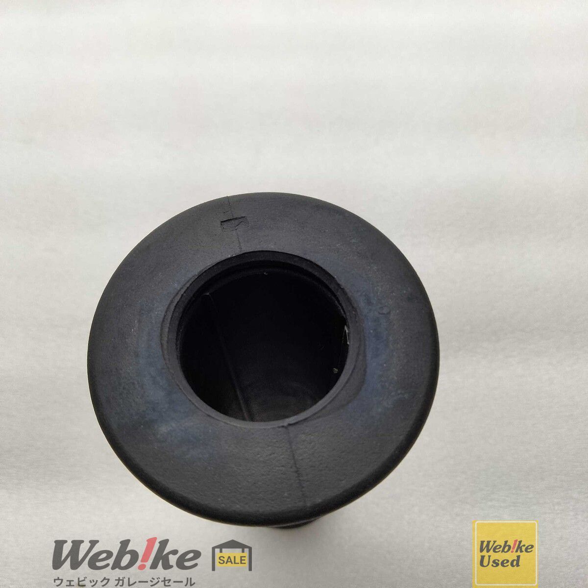 カワサキ純正中古パーツ ZX-25R グリップ右 46019-0100 RXBI23291