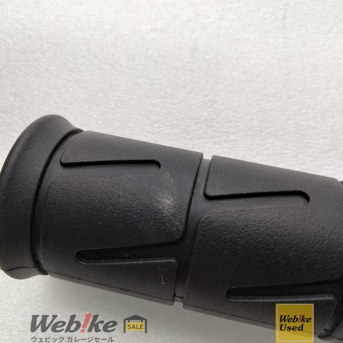 カワサキ純正中古パーツ ZX-25R グリップ右 46019-0100 RXBI23291