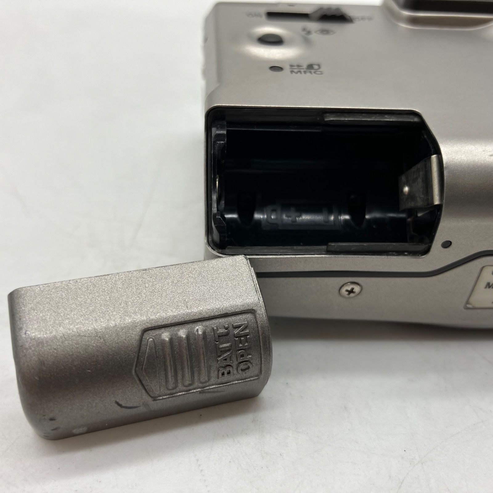 FA246【通電確認済み】Canon コンパクトフィルムカメラ IXY 330