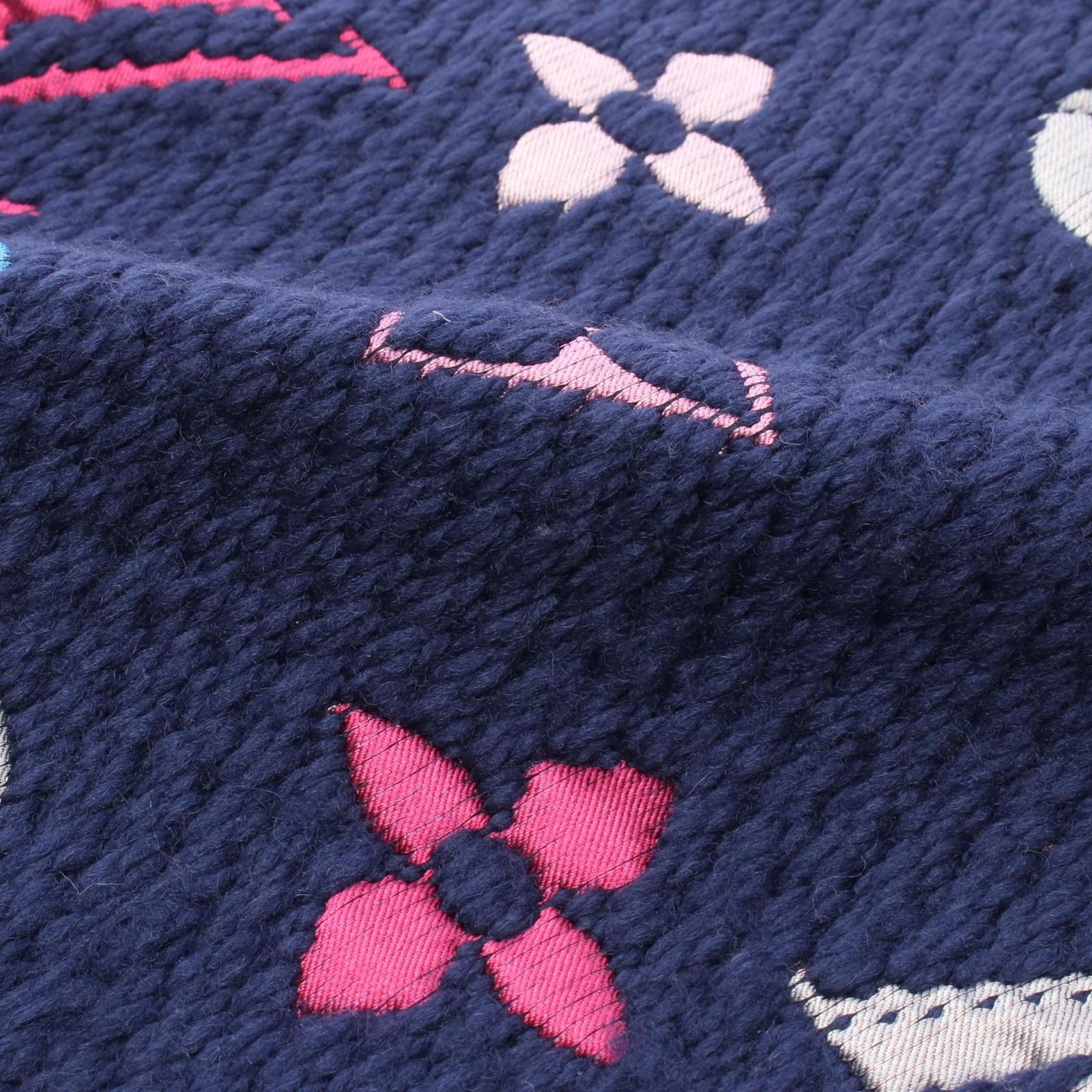 ルイ・ヴィトン LOUIS VUITTON マフラー エシャルプ ロゴマニア