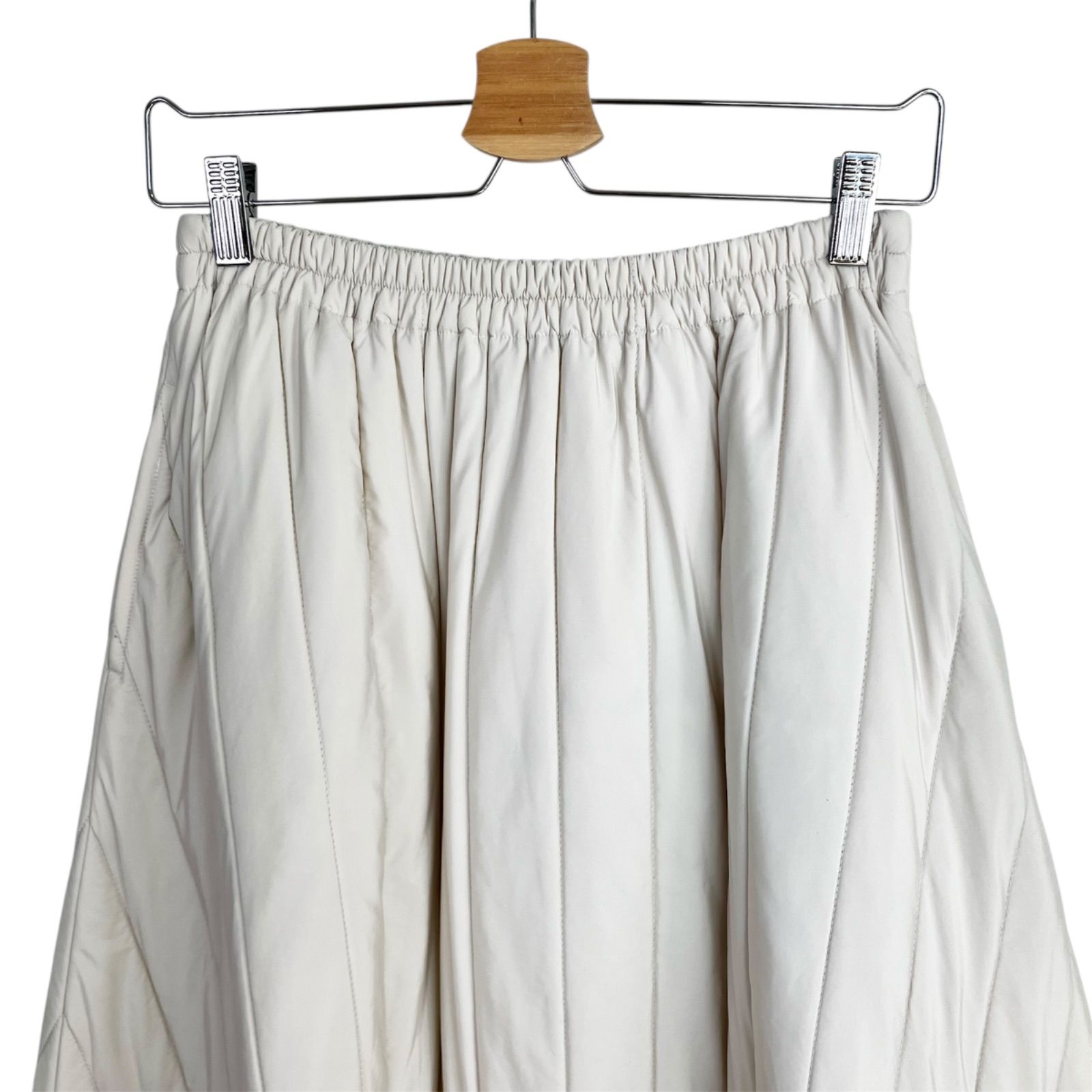 【新品タグ付き】マチャットmachatt キルティング　ロング　スカート MACHATT マチャット キルティング フレアスカート ロング ブラック