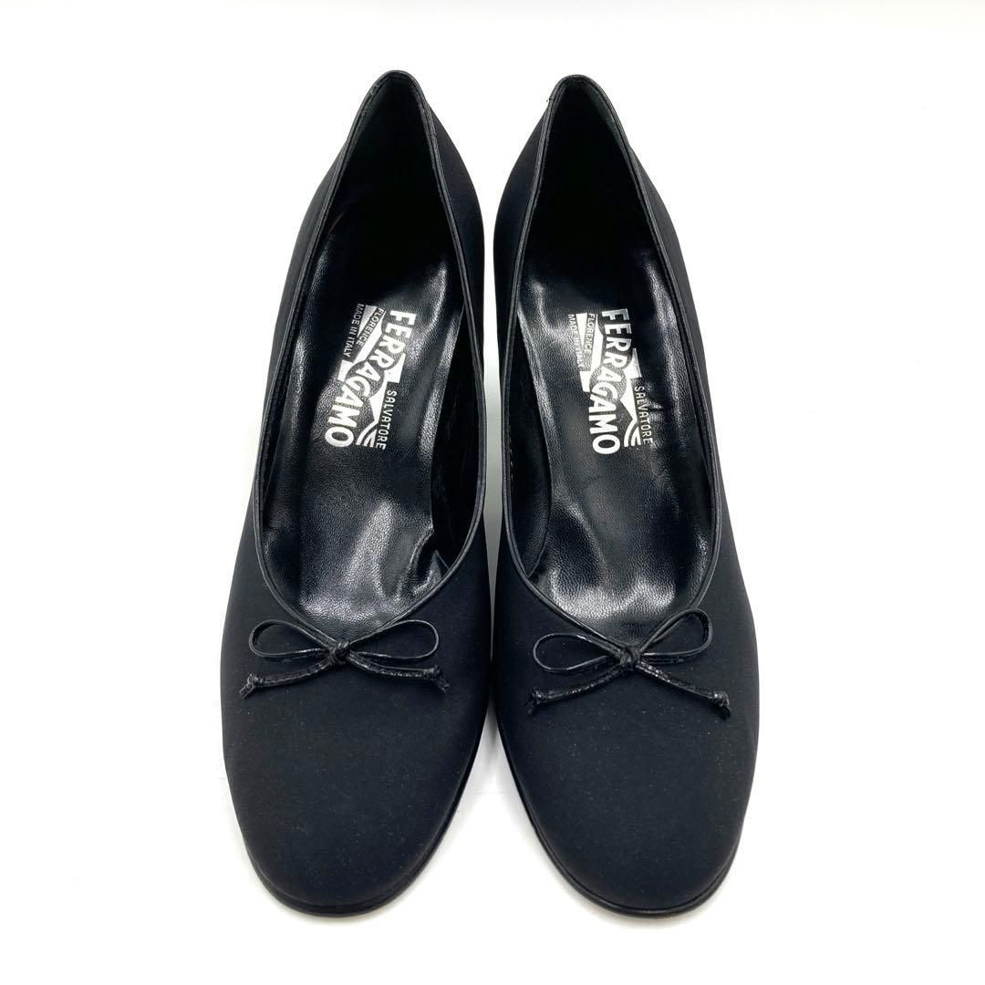 【美品】サルヴァトーレフェラガモ パンプス 靴 ブラック 25cm相当 ⭐️美品⭐️サルヴァトーレ フェラガモ パンプス 25.5cm リボン