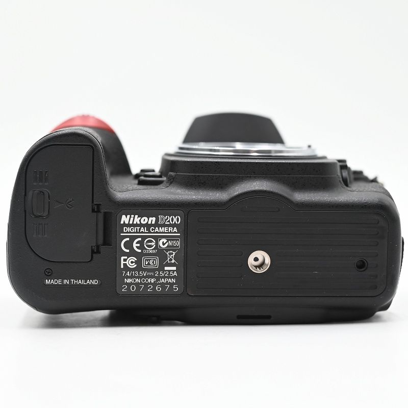 Nikon ニコン デジタル一眼レフカメラ D200 ボディ(ショット数651枚