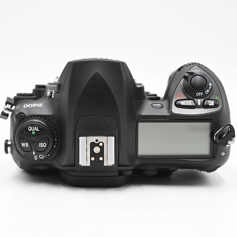 Nikon ニコン デジタル一眼レフカメラ D200 ボディ(ショット数651枚