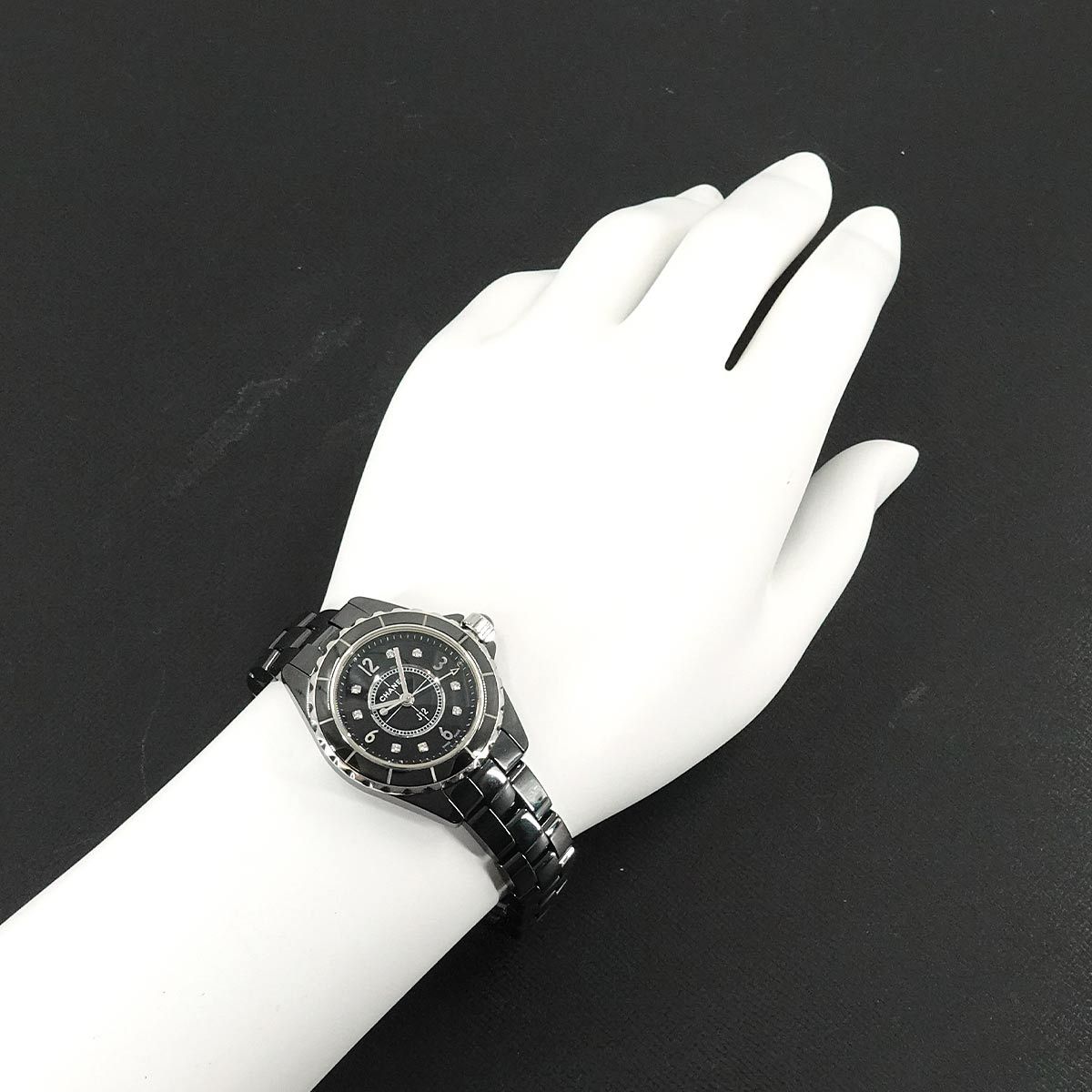 CHANEL腕時計【稼働品】 シャネル CHANEL J12 29mm H2685 レディース 腕時計 8P ダイヤ