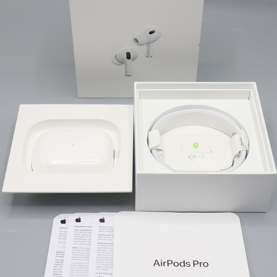 Apple AirPods Pro 第2世代 MagSafe充電ケース(USB-C)付き Apple AirPods Pro 第2世代 MagSafe充電ケース(USB-C)付き