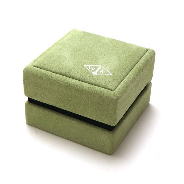 ヴァン クリーフ＆アーペル ボックス アクセサリーケース 空箱