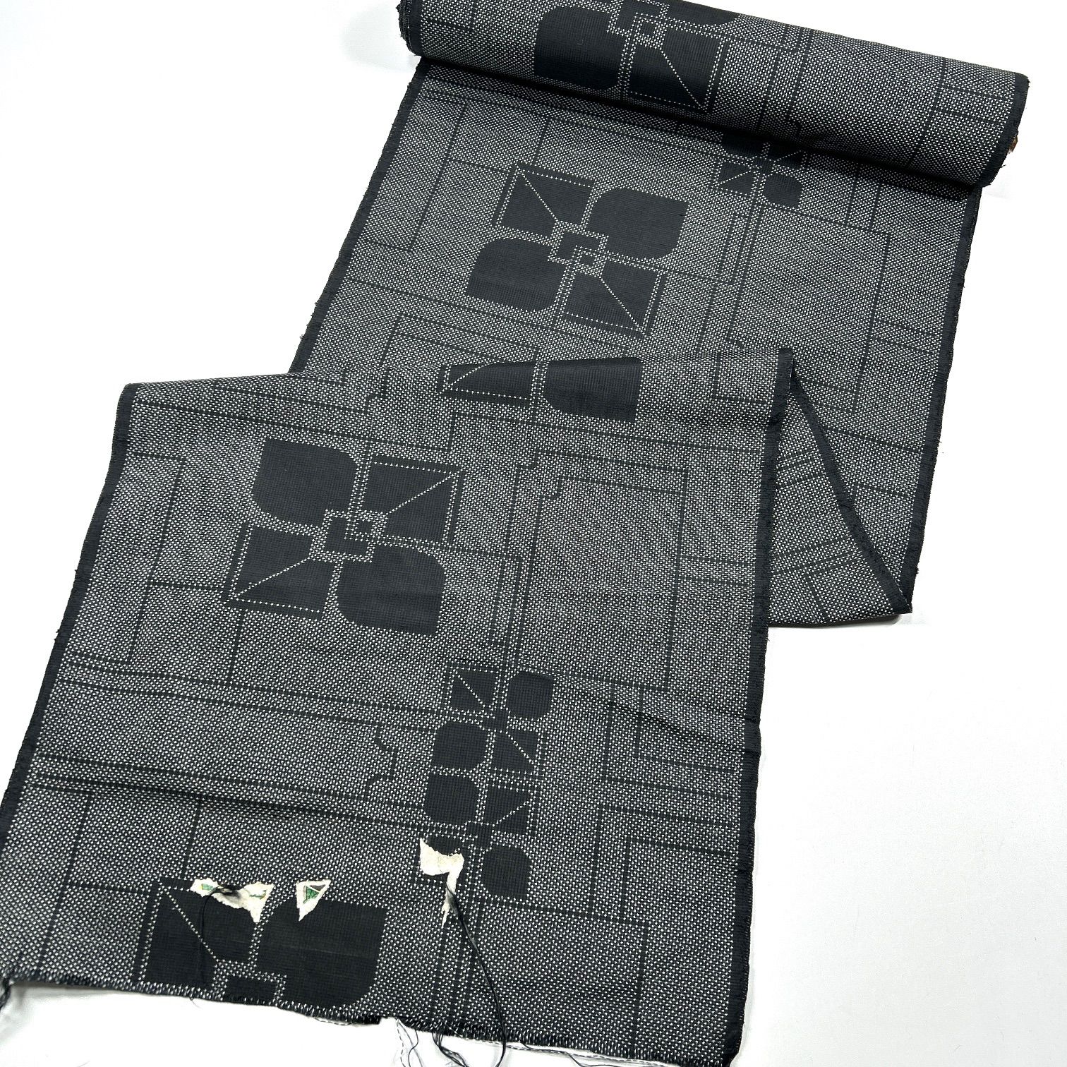 紬 着尺 反物1本 正絹 着物おまとめ売り 同梱購入歓迎 リメイク用 黒系