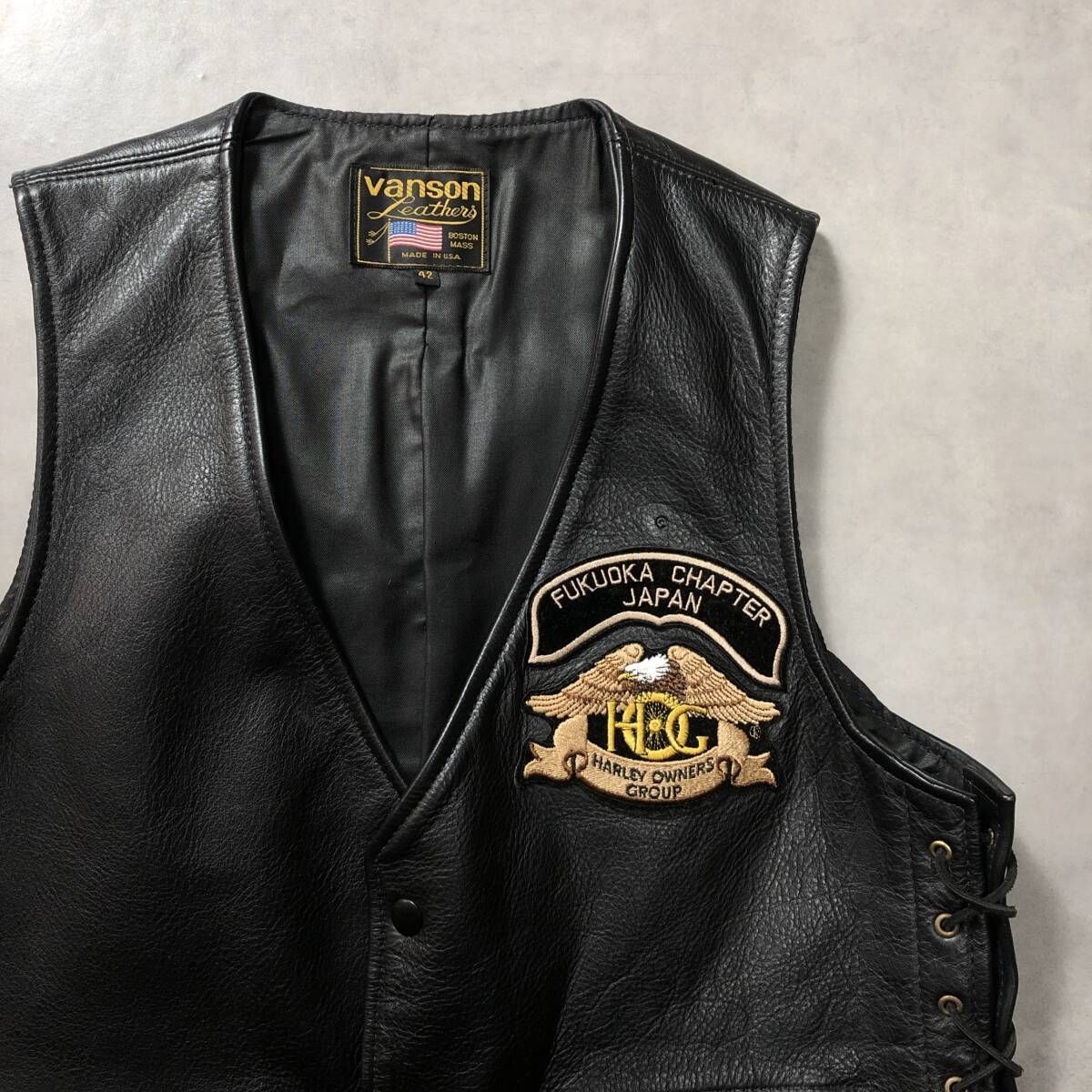 GQ4626◇Vanson：レザーベスト◇42◇ブラック系 サイド編上げ バンソン