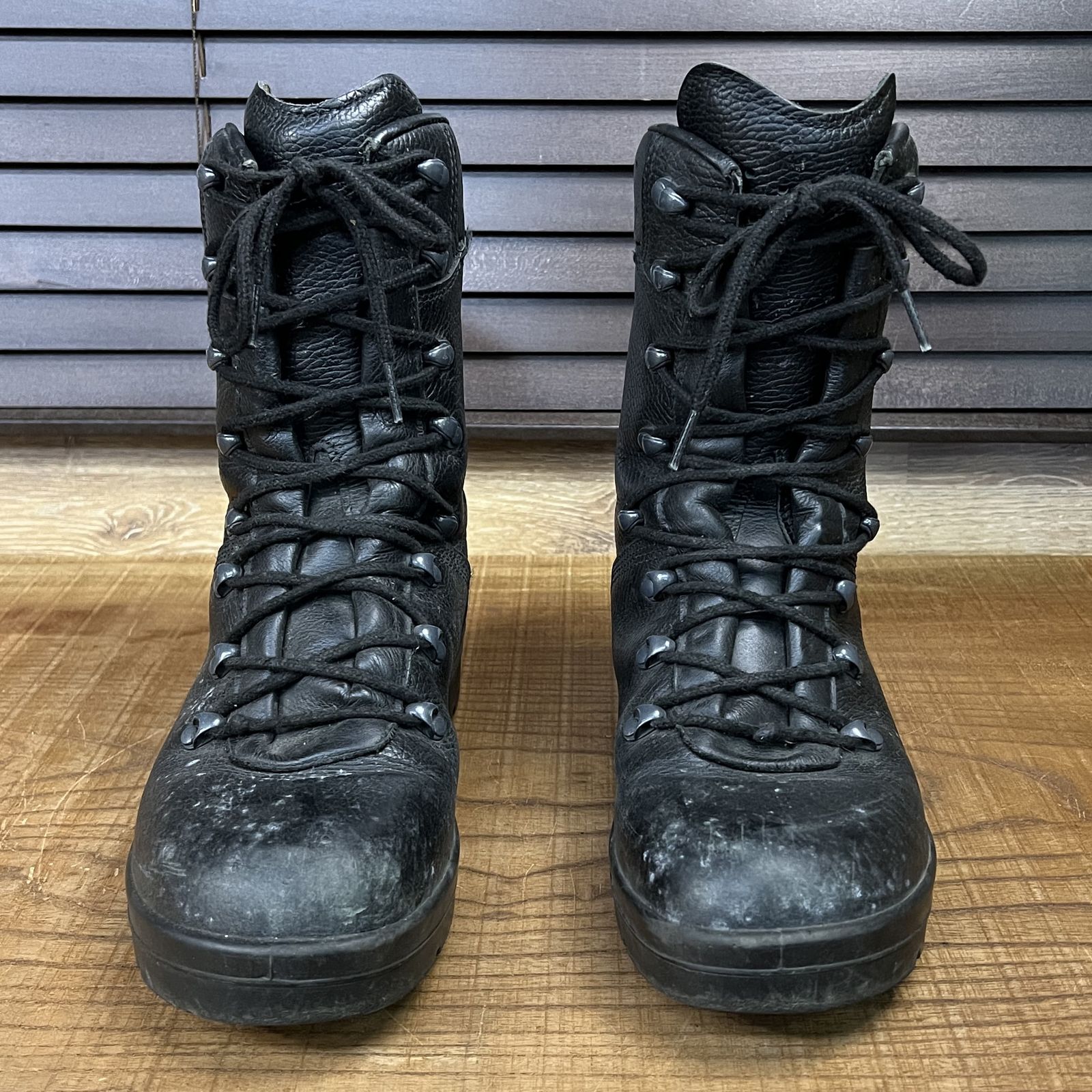 ドイツ軍放出品 コンバットブーツ 革製 レンジャーブーツ [ GORE-TEX 