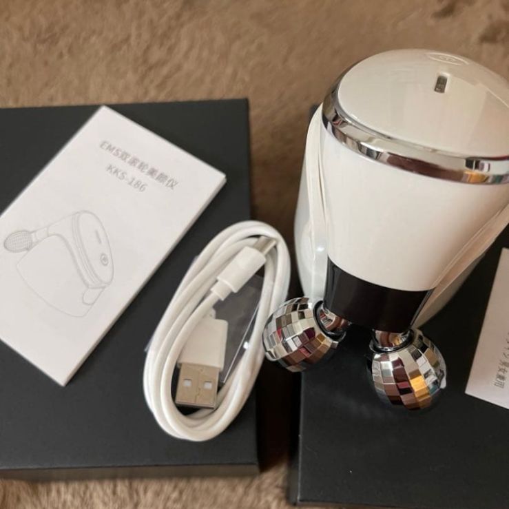 美顔ローラー 美顔器 EMS 美容ローラー IPX5防水 コロコロ 自宅エステ