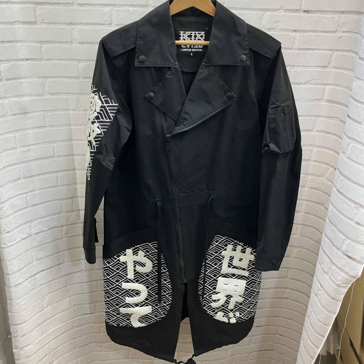 KtZ/ ケーティーゼット/EVISU /その他コ-ト/表記サイズS/ブラック  