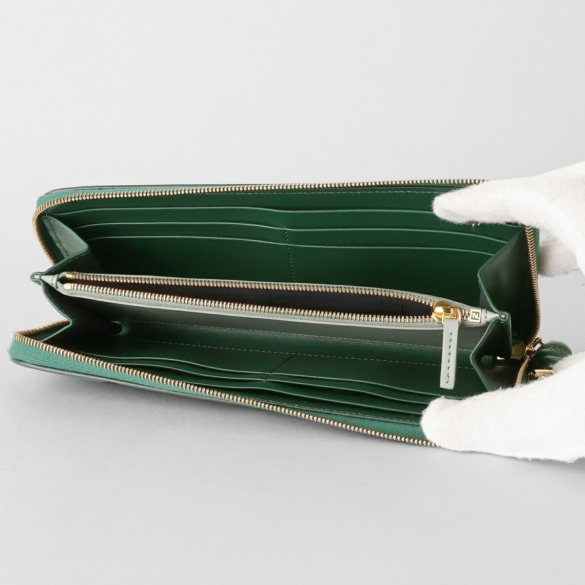 新品 フェンディ FENDI 長財布 FFダイヤモンド グリーン - メルカリ
