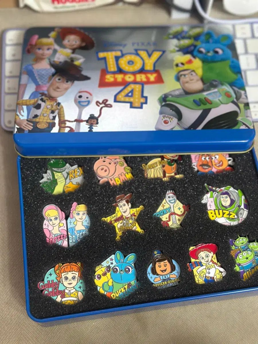 トイストーリー バッジ コレクション CGV CINESHOP