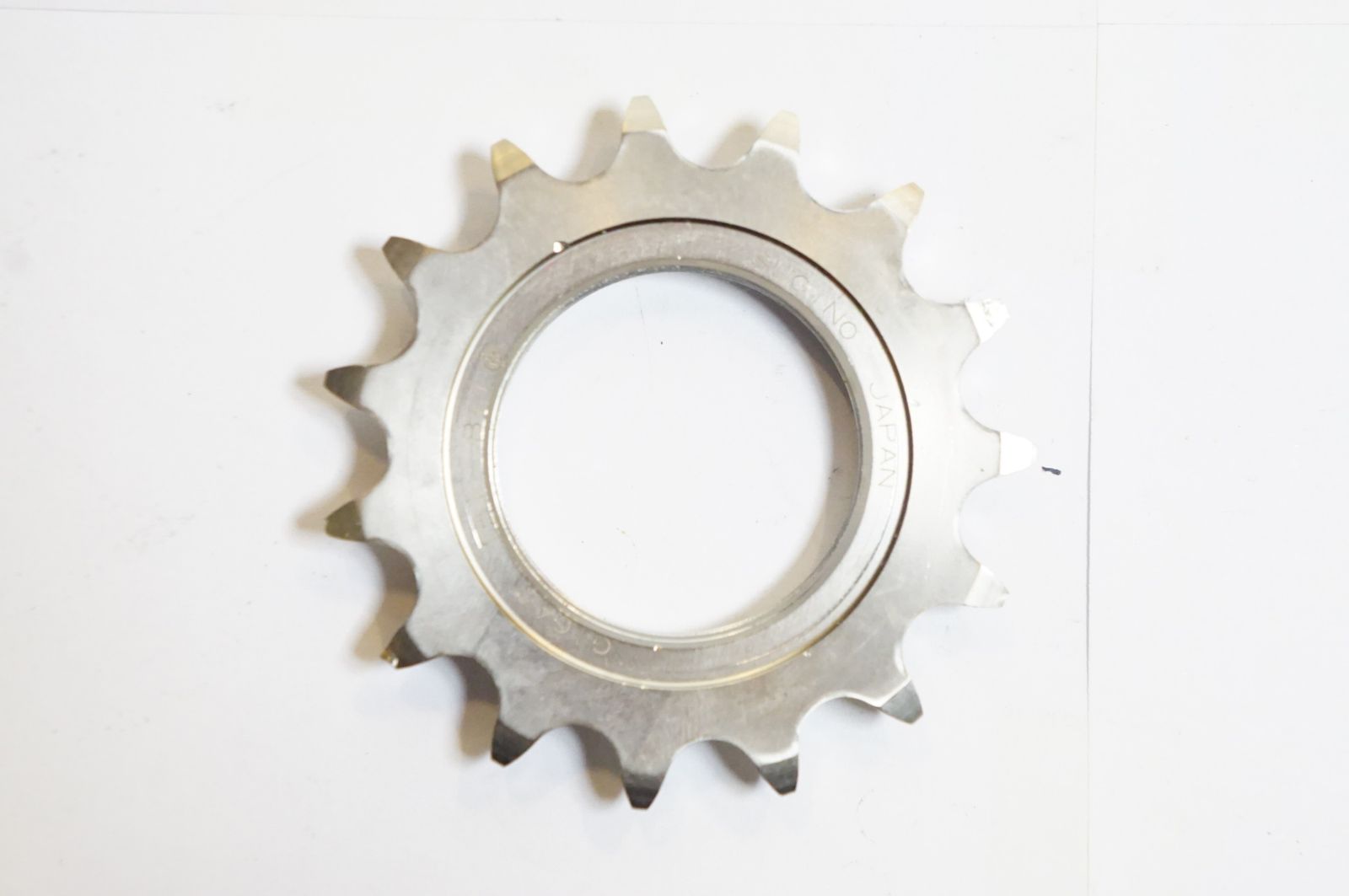 SUGINO 「スギノ」 GIGAS NJS 15T コグ / バイチャリ熊谷店