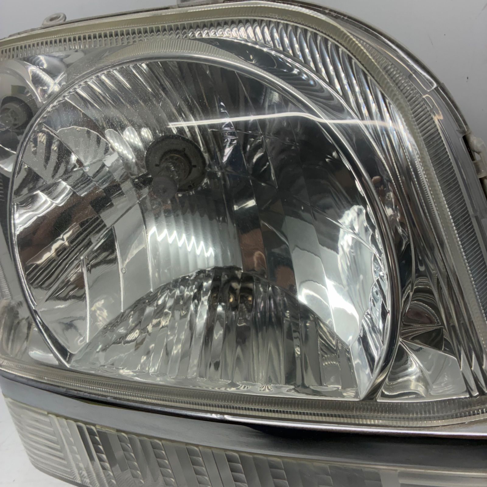 Y 良品【コーティング済】L150S L160S ムーヴ カジュアル ヘッドライト