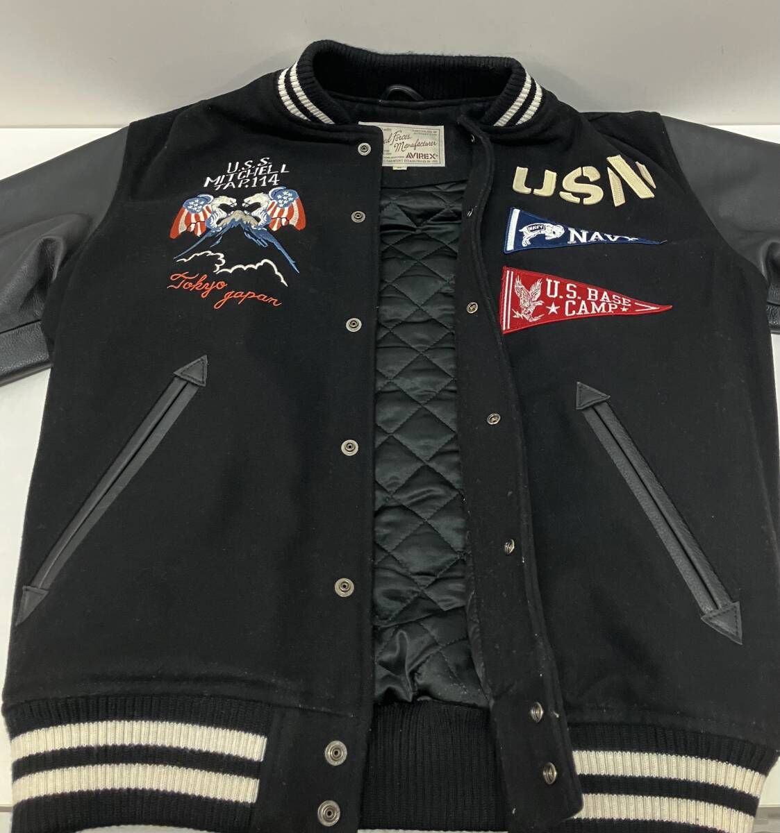 AVIREX スタジャン 6192151 XL AVIREX アヴィレックス 6192151 スタジャン 龍 サイズM ブラック 毛50