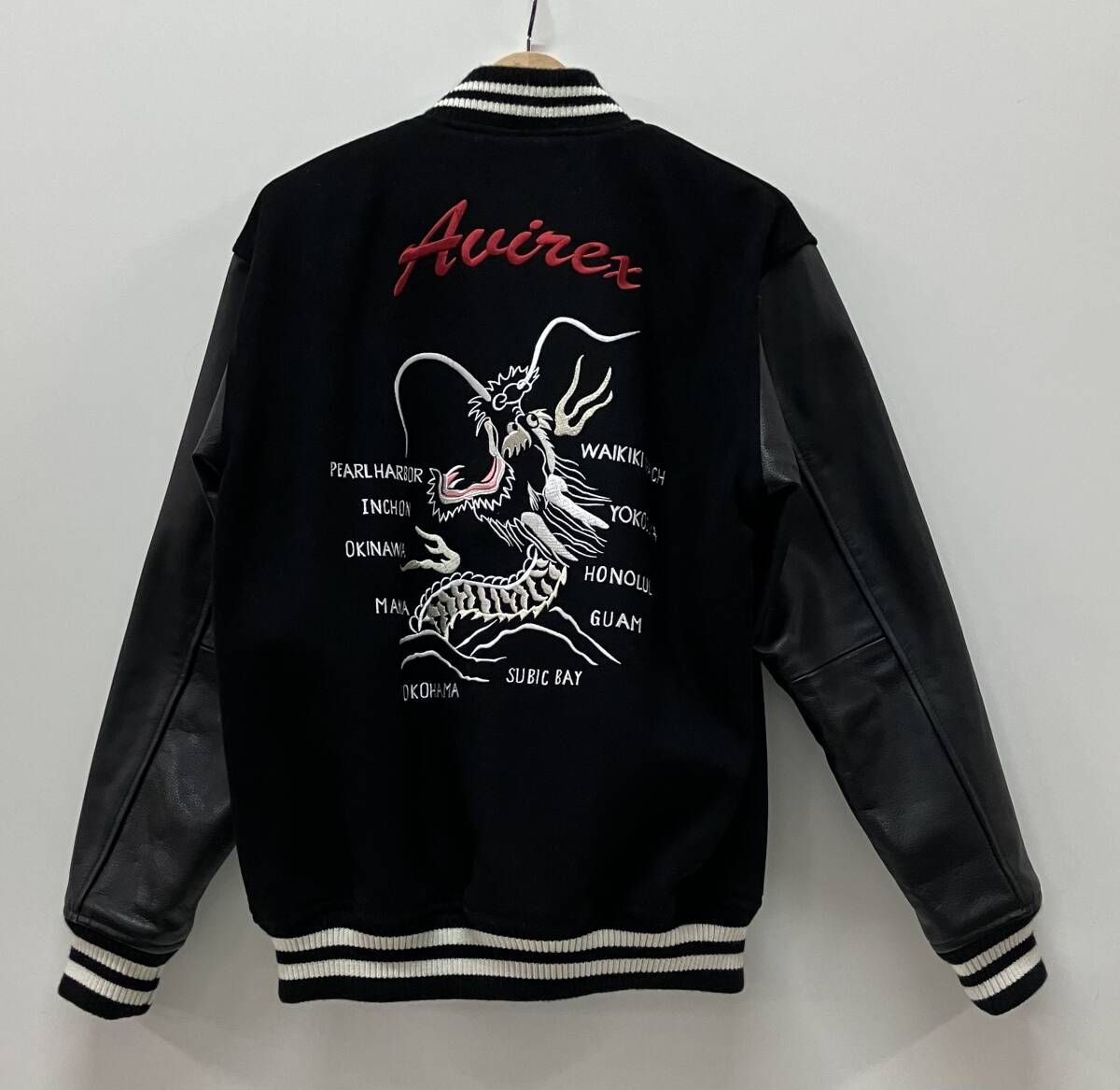 AVIREX スタジャン 6192151 XL AVIREX アヴィレックス 6192151 スタジャン 龍 サイズM ブラック 毛50