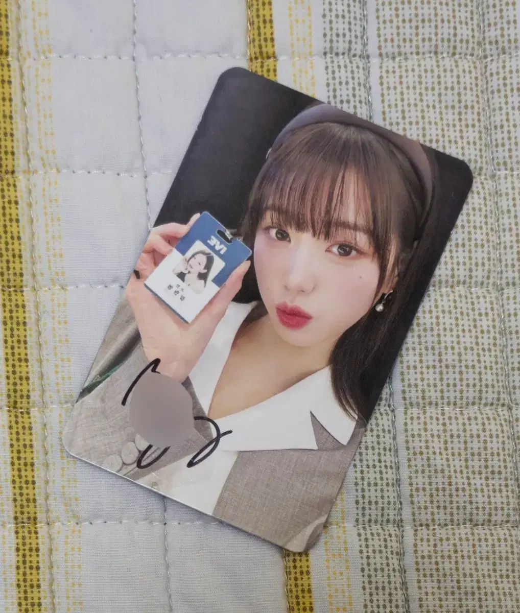  IVE アイヴ MAGAZINE DIVEZONE ウォニョン WONYOUNG チャンウォニョン 当選 サイン入りトレカ サイン入りフォートカード レイ ユジン YUJIN その他 タレントグッズ