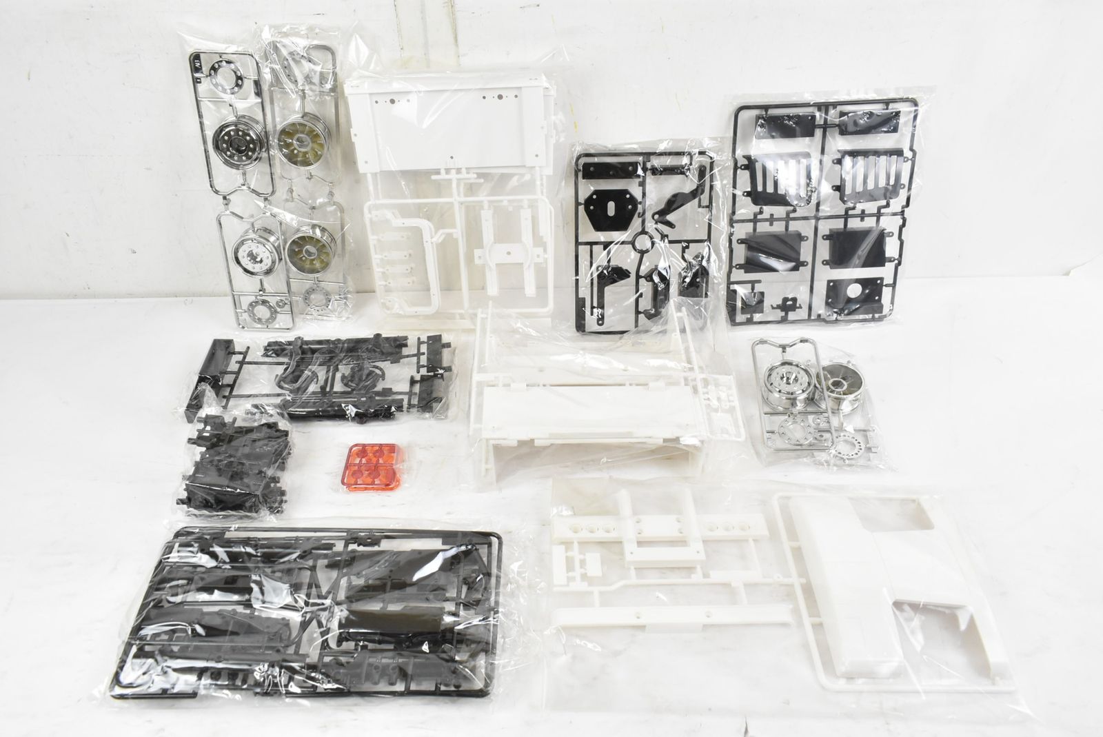  未組立 タミヤ ビッグトラックシリーズ No.19 1|14 RC トレーラートラック用 3軸リーファー セミトレーラー ホビー -A 28-byebye その他 おもちゃ