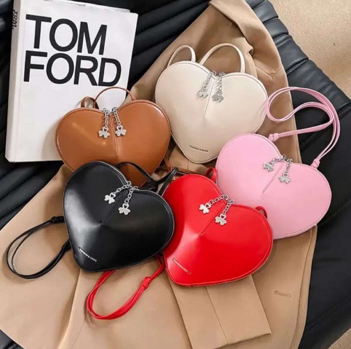 新品 ハート ミニ クロスバック (5color) - メルカリ