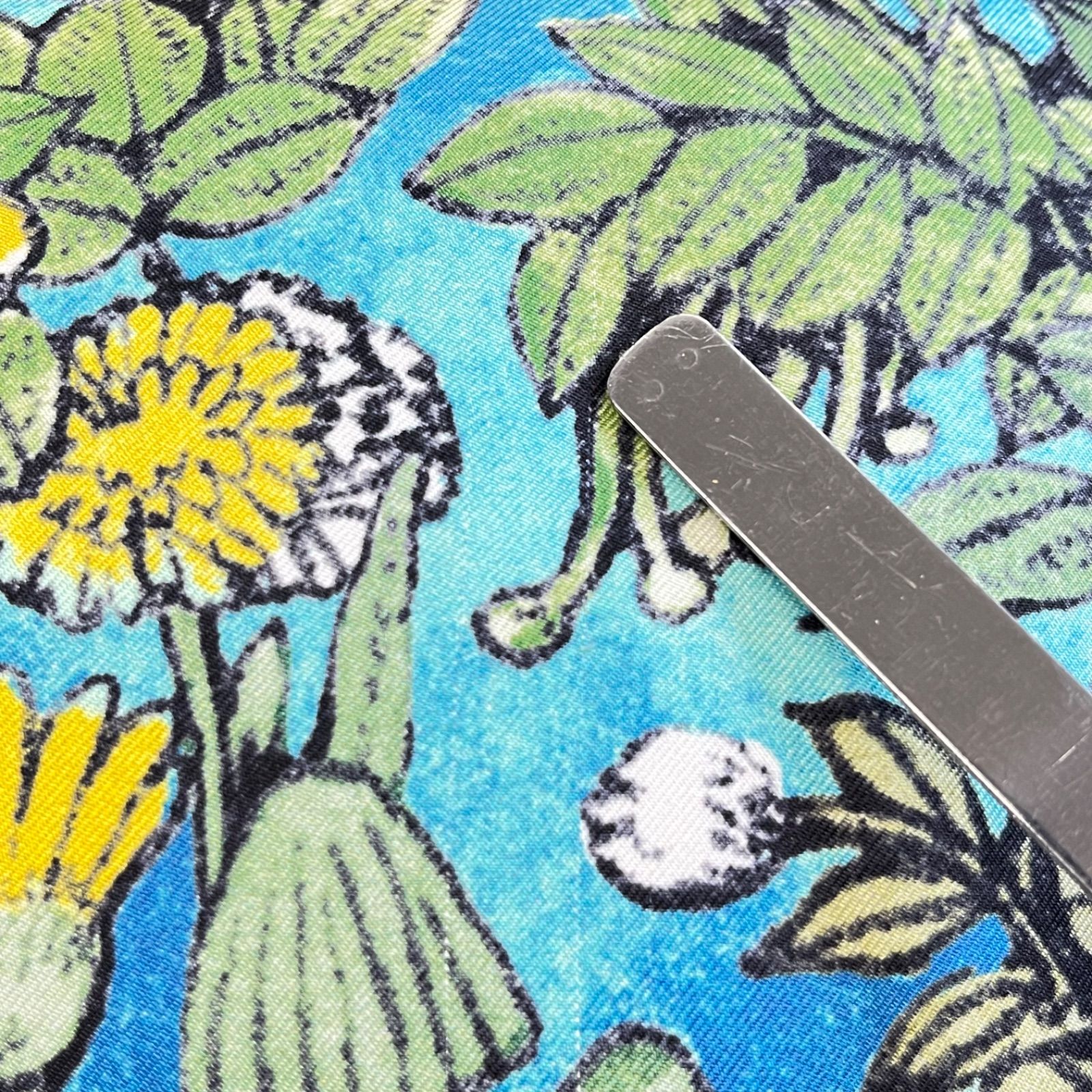 ○ グッチ GUCCI クッション 日本限定品 ヒグチユウコ ブルー 水色 白