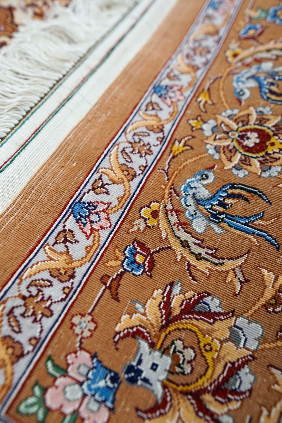 180×129cm パキスタン手織り絨毯 - メルカリ