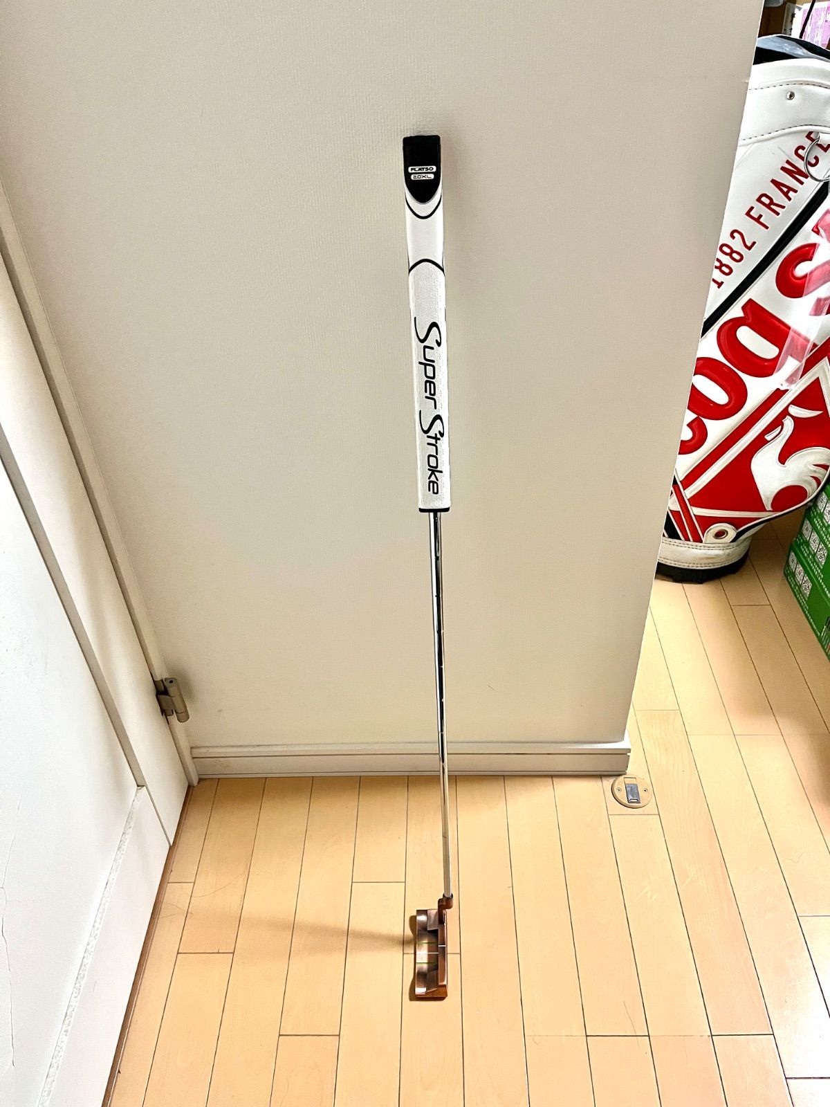 38インチ中尺パター☆幅広で合わせ易い☆極太五角形中尺グリップ