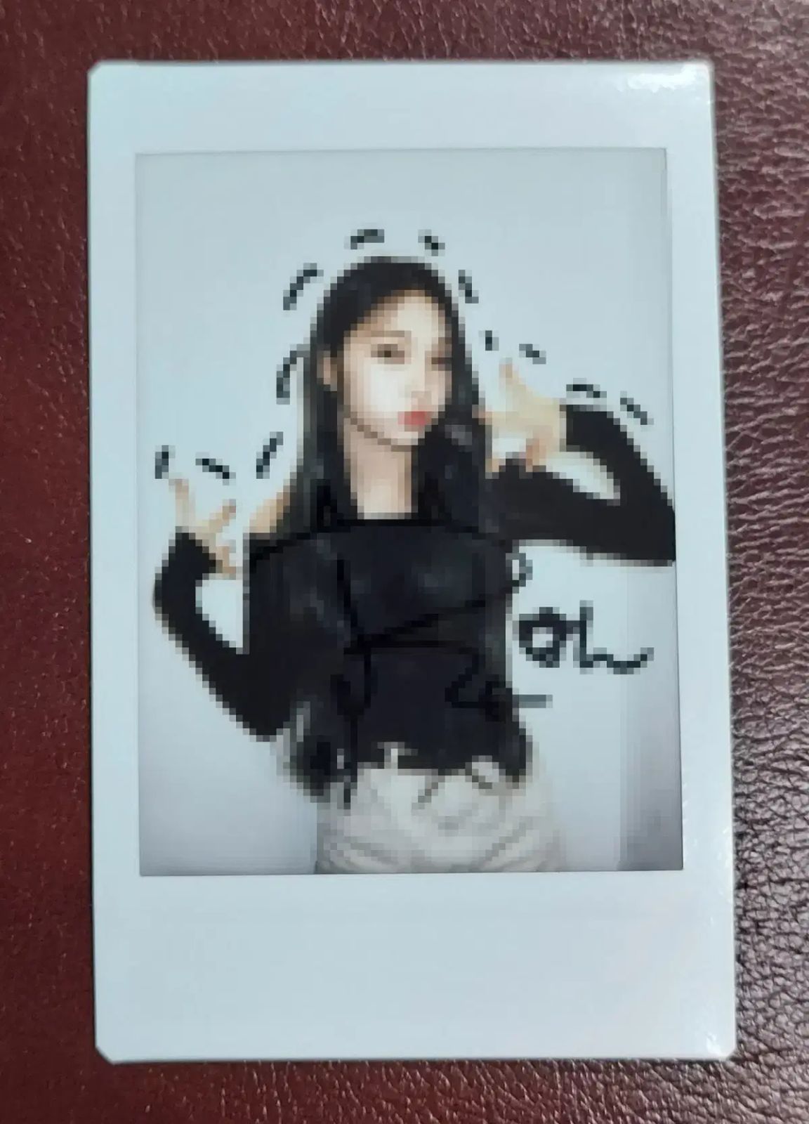 キイラス ROA サイン タートルネック_KIIRAS ROAH sign pholaroid