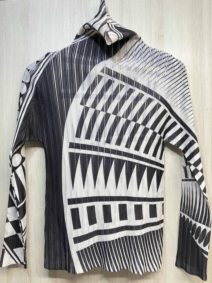 PLEATS PLEASE ISSEY MIYAKE PP51-FK342 プリーツプリーツ イッセイ