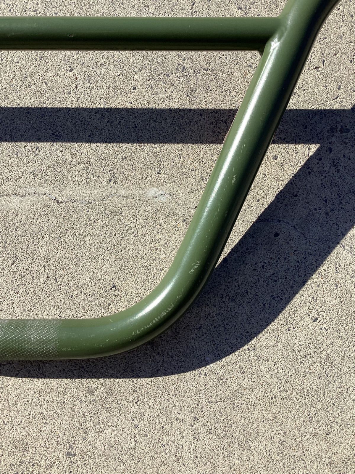 BMX用ハンドルバー】S&M製CREDENCE 8.7″ BAR,Black. BMX用ハンドルバー